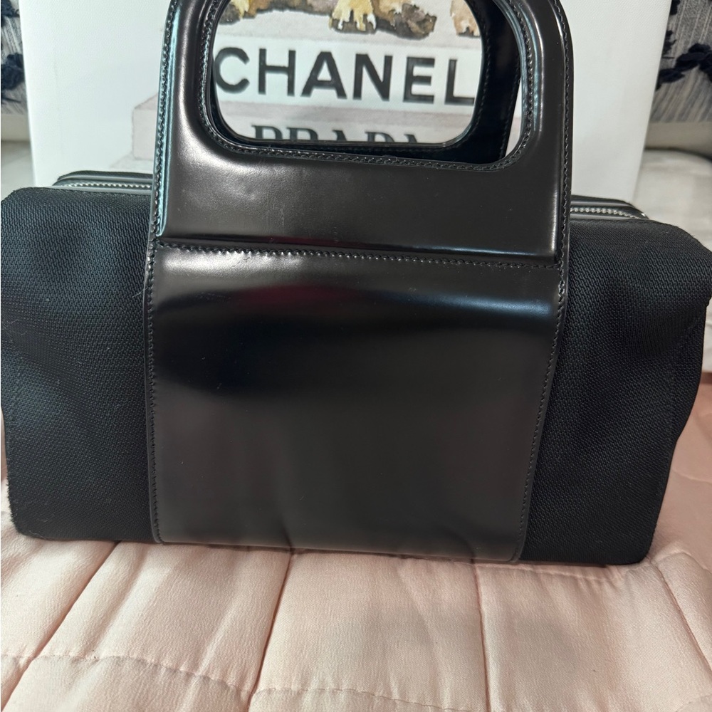 Vintage Salvatore Ferragamo Black Nylon & Patent Leather Mini Bag - Picture 3 of 9